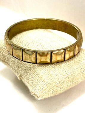 Vintage Gold Tone Pyramid Stud Bangle Bracelet Chunky Geometric Cuff